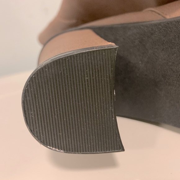 Cute booties - Picture 5 of 6